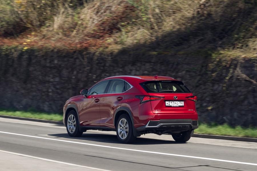  Lexus NX200 2018 года  (CIS) (фото 36 из 43)